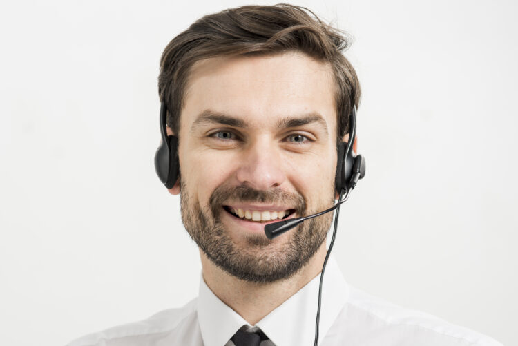 portrait agent centre appel masculin
