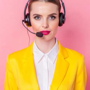 anglet-telesecretariat-medical-clicfone-doctolib-secretaire-physique-humaine
