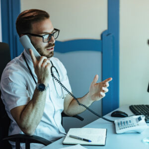 nice-medecin-telesecretariat-doctolib-clicfone